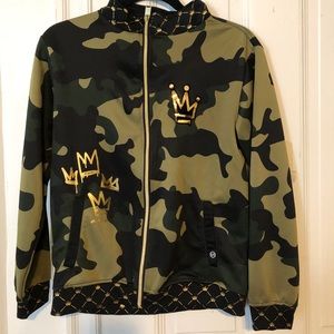 Switch Remarkable jogging suit